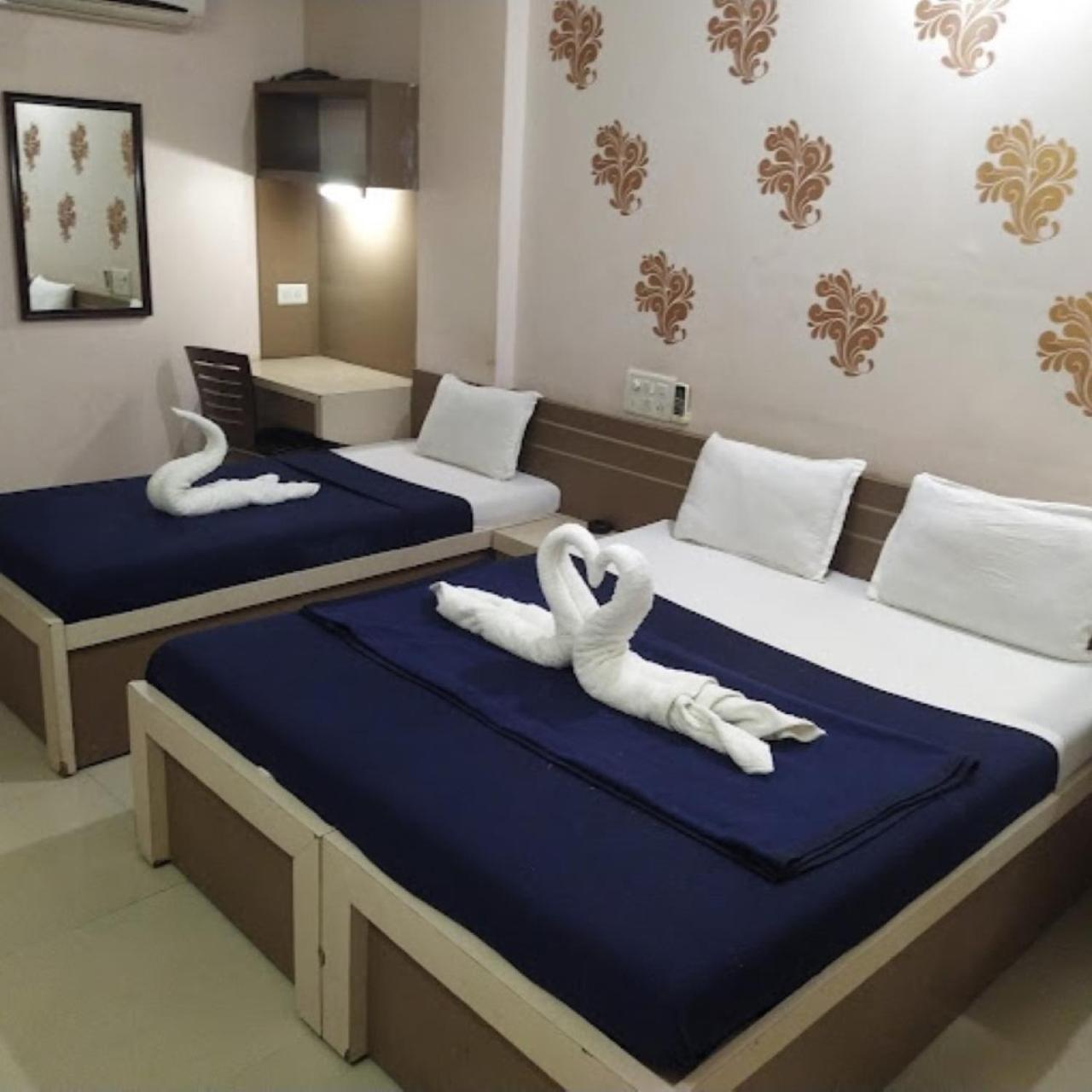 Divya Jyot Residency Bhuj Otel Dış mekan fotoğraf