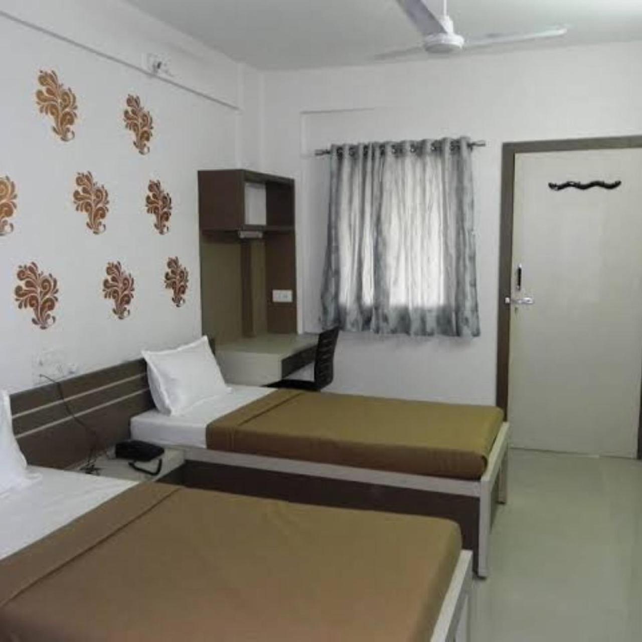 Divya Jyot Residency Bhuj Otel Dış mekan fotoğraf